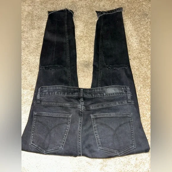 Women's EUC Vintage Calvin Klein Destructed Black Skinny Jeans Size 6 - Picture 8 of 8
